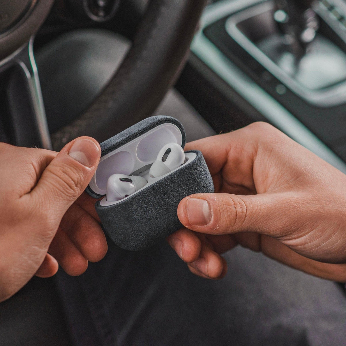AirPods 1/2 Gen Alcantara Case - Space Grey